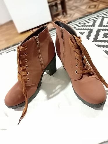 NASLOV: NOVE ženske gležnjače na štiklu braon – broj 40 (sa etiketom) na lalafo.rs — 2 NASLOV: NOVE ženske gležnjače na štiklu braon – broj 40 (sa etiketom) — 2