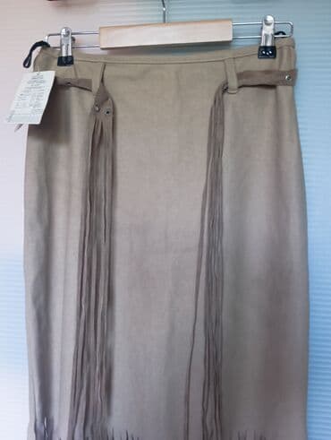 Novi komplet – suknja i gornji deo u bež/tan braon nijansi, sa na lalafo.rs Novi komplet – suknja i gornji deo u bež/tan braon nijansi, sa