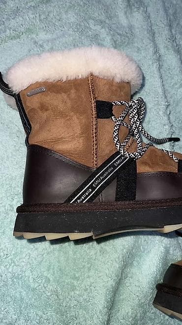 EMU Australia zimske čizme - Model: gležnjače sa krznom i pertlama - at lalafo.rs — 2 EMU Australia zimske čizme - Model: gležnjače sa krznom i pertlama - — 2