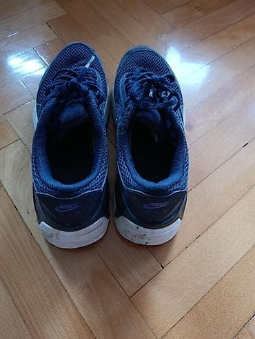 Nike patike za dečaka broj 40, ug 25 cm. Očuvane su ali imaju po neki na lalafo.rs — 3 Nike patike za dečaka broj 40, ug 25 cm. Očuvane su ali imaju po neki — 3
