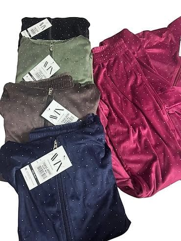 Plišani komplet sa cirkonima – udoban i atraktivan sportsko‑casual na lalafo.rs — 7 Plišani komplet sa cirkonima – udoban i atraktivan sportsko‑casual — 7