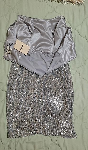 Koton Partywear mini haljina bez bretela, srebrna, potpuno prekrivena na lalafo.rs — 3 Koton Partywear mini haljina bez bretela, srebrna, potpuno prekrivena — 3