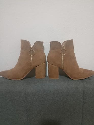 Yves Saint Laurent, bоја - Bež na lalafo.rs — 3 Yves Saint Laurent, bоја - Bež — 3