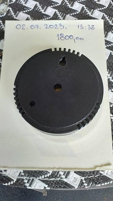 Higrometar Vlagomer Polymetar Kao sa slika Već od 15 eura Ne na lalafo.rs — 9 Higrometar Vlagomer Polymetar Kao sa slika Već od 15 eura Ne — 9