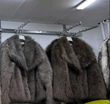 🔥 ZIMA JE TU – KRATKE BUNDE NA POPUSTU! 🔥 🧥 Dostupno u veličinama S | na lalafo.rs — 3 🔥 ZIMA JE TU – KRATKE BUNDE NA POPUSTU! 🔥 🧥 Dostupno u veličinama S | — 3