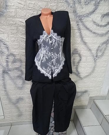 Elegantni ženski blejzer sa čipkanim korset detaljem - Model: duži na lalafo.rs — 2 Elegantni ženski blejzer sa čipkanim korset detaljem - Model: duži — 2