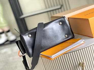 Louis Vuitton torba – crna koža, srebrni detalji - Model: ženska na lalafo.rs — 4 Louis Vuitton torba – crna koža, srebrni detalji - Model: ženska — 4