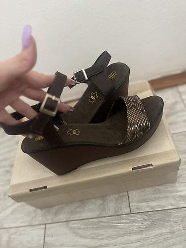 Ženske kožne sandale Differente na punu petu. - Model: otvoreni prsti na lalafo.rs — 5 Ženske kožne sandale Differente na punu petu. - Model: otvoreni prsti — 5