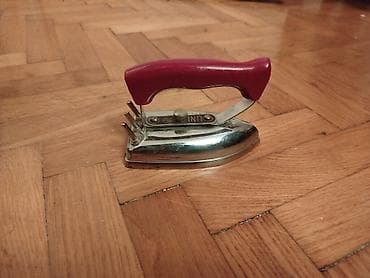 Irons: Mala dekorativna ukrasna pegla at lalafo.rs — 10 Irons: Mala dekorativna ukrasna pegla — 10