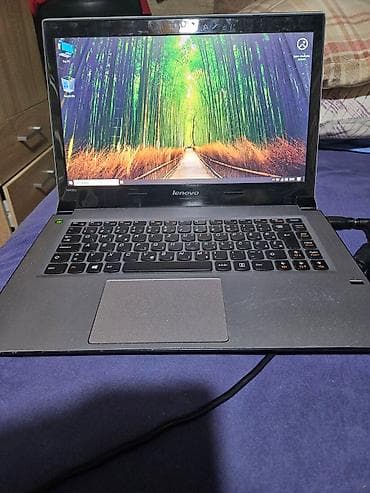 Laptop sa tragovima koriscenja dobar i brz istaliran windows 10 64 na lalafo.rs — 1 Laptop sa tragovima koriscenja dobar i brz istaliran windows 10 64 — 1