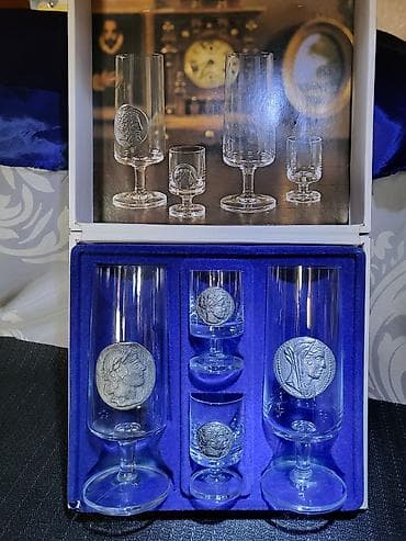Case nove za pivo i zestoko pice Zinnmunsen Nemacka 70,80te. Set za na lalafo.rs Case nove za pivo i zestoko pice Zinnmunsen Nemacka 70,80te. Set za