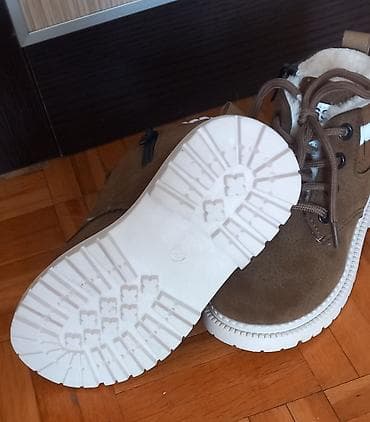 Ugg boots: Gležnjače - antilop, postavljene Br. 29, dužina gazišta 16,8cm Nove at lalafo.rs — 3 Ugg boots: Gležnjače - antilop, postavljene Br. 29, dužina gazišta 16,8cm Nove — 3