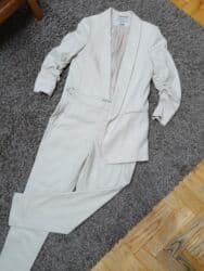 H&M Ženski elegantni komplet – sako i pantalone u nežnoj na lalafo.rs H&M Ženski elegantni komplet – sako i pantalone u nežnoj