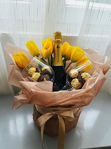 Poklon aranžmani – premium setovi sa pićem i dekoracijom - Ručno na lalafo.rs — 4 Poklon aranžmani – premium setovi sa pićem i dekoracijom - Ručno — 4