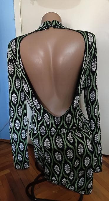 Haljina s dugim rukavima i otvorenim leđima - Kroj: mini/kratka na lalafo.rs — 2 Haljina s dugim rukavima i otvorenim leđima - Kroj: mini/kratka — 2