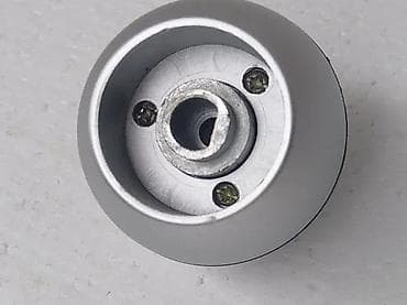 Aluminijumska kugla menjača – 6 brzina - Materijal: obrađeni na lalafo.rs Aluminijumska kugla menjača – 6 brzina - Materijal: obrađeni