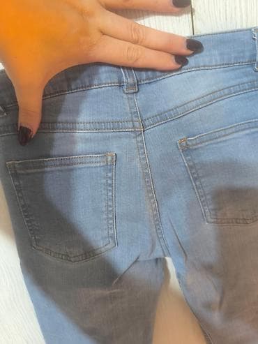 Dečije farmerke LC Waikiki - Veličina: 4/5 godina (104–110 cm) – na lalafo.rs — 4 Dečije farmerke LC Waikiki - Veličina: 4/5 godina (104–110 cm) – — 4