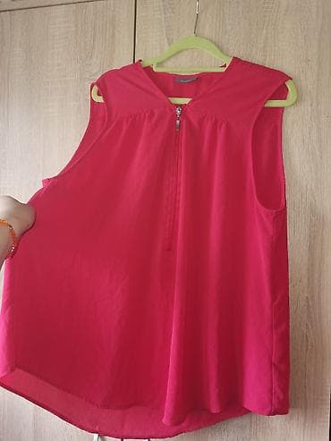 Prelepa bluza sa rajsferslusom Marka: Yessica (C&A) Naznačena na lalafo.rs — 2 Prelepa bluza sa rajsferslusom Marka: Yessica (C&A) Naznačena — 2