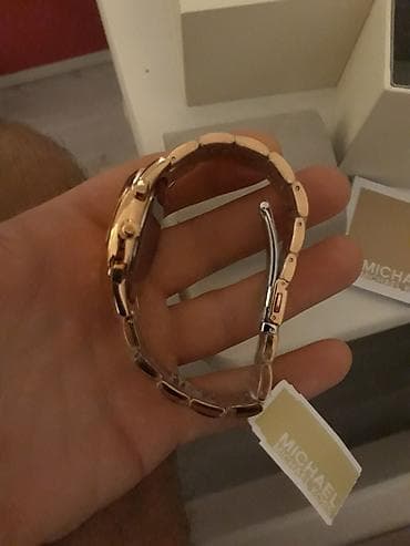 MICHAEL KORS SAT - NOVO Elegantan ženski ručni sat marke Michael Kors na lalafo.rs — 5 MICHAEL KORS SAT - NOVO Elegantan ženski ručni sat marke Michael Kors — 5