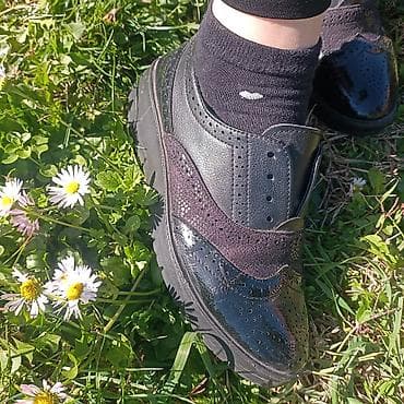 Ženske cipele sa platformom i “brogue” detaljima. - Boja: crna na lalafo.rs — 3 Ženske cipele sa platformom i “brogue” detaljima. - Boja: crna — 3