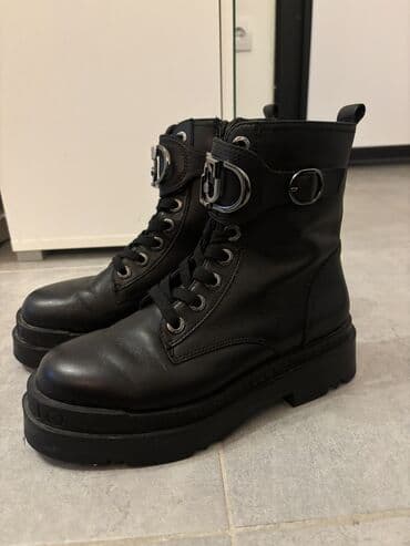 Gležnjače, Liu Jo, 38 na lalafo.rs Gležnjače, Liu Jo, 38