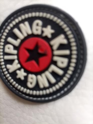 cista koza broj: Kipling original tašna,odlično organizirana.Može se nositi preko na lalafo.rs — 10 cista koza broj: Kipling original tašna,odlično organizirana.Može se nositi preko — 10