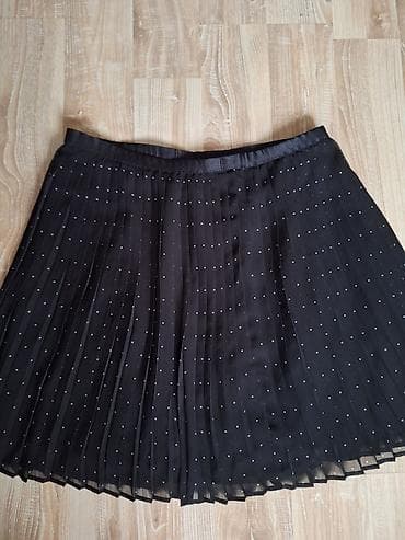 Women's Clothing: Uniqlo tufnasta plisirana mini suknja, S velicina, nosena par puta at lalafo.rs — 2 Women's Clothing: Uniqlo tufnasta plisirana mini suknja, S velicina, nosena par puta — 2