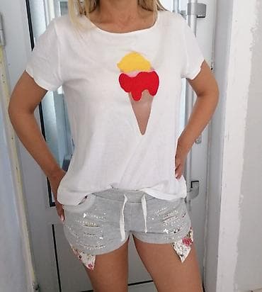 Prelepa majica
Divan Pamuk elastin
Odgovara Vel S M L
SNIŽENJE na lalafo.rs — 2 Prelepa majica
Divan Pamuk elastin
Odgovara Vel S M L
SNIŽENJE — 2