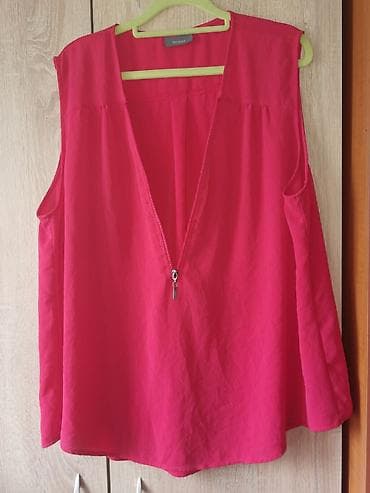 Prelepa bluza sa rajsferslusom Marka: Yessica (C&A) Naznačena na lalafo.rs — 3 Prelepa bluza sa rajsferslusom Marka: Yessica (C&A) Naznačena — 3