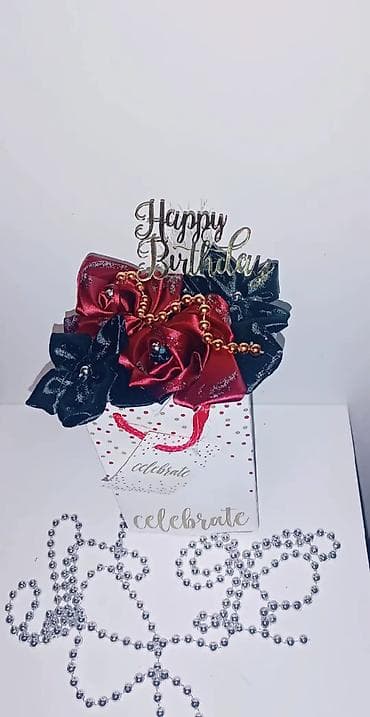 Dekorativna poklon-kutija sa cvetnim aranžmanom - Elegantna kartonska na lalafo.rs — 8 Dekorativna poklon-kutija sa cvetnim aranžmanom - Elegantna kartonska — 8