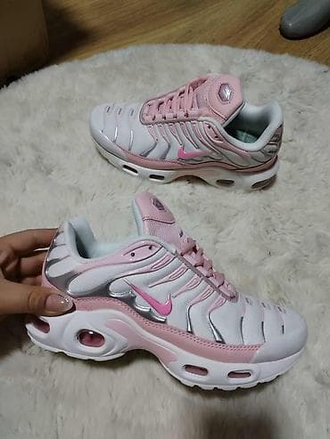 👑Broj 39-40-41
✅Cena 3200 din na lalafo.rs — 1 👑Broj 39-40-41
✅Cena 3200 din — 1