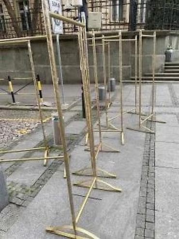 Stilski postamenti: ŠTENDERI ZA ODEĆU PROIZVODIMO PO MERI | na lalafo.rs — 2 Stilski postamenti: ŠTENDERI ZA ODEĆU PROIZVODIMO PO MERI | — 2