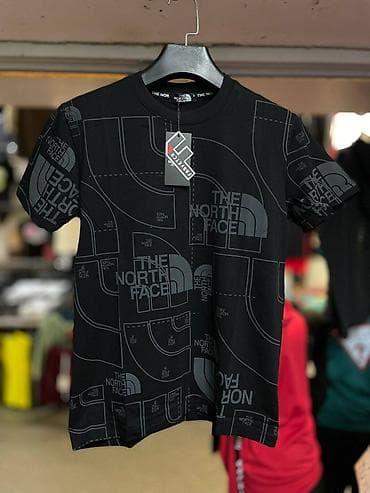 Personal Items: T-shirt Hugo Boss, color - Multicolored at lalafo.rs — 8 Personal Items: T-shirt Hugo Boss, color - Multicolored — 8