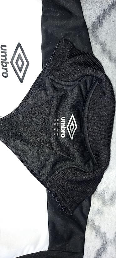 Nova umbro trenerka velicine 14/16 godina na lalafo.rs — 7 Nova umbro trenerka velicine 14/16 godina — 7