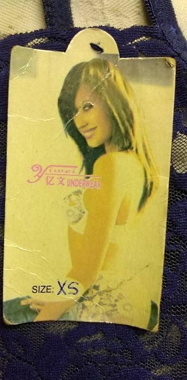 Zenska majica mala vel.XS sintetika,neloriscena,sirina nerastegnuto na lalafo.rs — 2 Zenska majica mala vel.XS sintetika,neloriscena,sirina nerastegnuto — 2