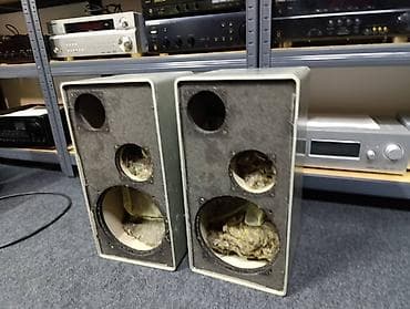 Prazne kutije teleropa T 60 Sa mrezicama,zdrave. Dimenzije 48 x 24 x na lalafo.rs — 2 Prazne kutije teleropa T 60 Sa mrezicama,zdrave. Dimenzije 48 x 24 x — 2