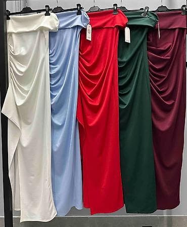 Elegantna duga večernja haljina bez bretela - Kroj: uska silueta koja na lalafo.rs — 2 Elegantna duga večernja haljina bez bretela - Kroj: uska silueta koja — 2