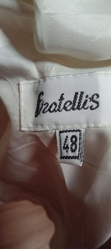 Sniženje!
Nov ženski sako Fratellis, br.48.
Bež boja na lalafo.rs — 7 Sniženje!
Nov ženski sako Fratellis, br.48.
Bež boja — 7
