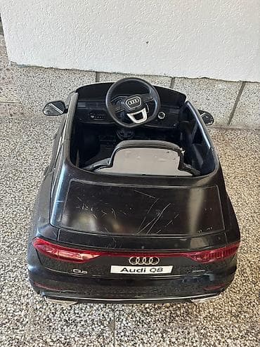 AudiQ8 ispravan,sa tragovima koriscenja,ima pesme i price na lalafo.rs — 6 AudiQ8 ispravan,sa tragovima koriscenja,ima pesme i price — 6