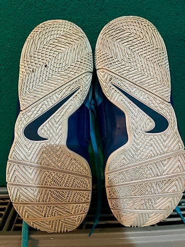 Nike patike, br.38,5.
Unutrašnje gazište 24cm.
Original na lalafo.rs — 8 Nike patike, br.38,5.
Unutrašnje gazište 24cm.
Original — 8