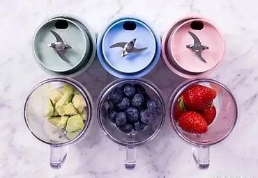 🍹 Mini USB Blender sa Čašom i Slamčicom za Smoothie Ovaj mini USB na lalafo.rs — 1 🍹 Mini USB Blender sa Čašom i Slamčicom za Smoothie Ovaj mini USB — 1