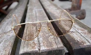 Vintage ZLATNI ESSILOR line dioprijski ram Original. ORIGINAL! na lalafo.rs — 10 Vintage ZLATNI ESSILOR line dioprijski ram Original. ORIGINAL! — 10