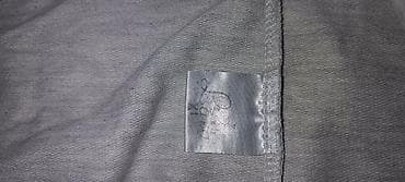 Sive ženske šorts-pantaleonice sa vezom ruže. Model je kratkog kroja na lalafo.rs — 2 Sive ženske šorts-pantaleonice sa vezom ruže. Model je kratkog kroja — 2