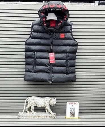 prsluk jaknica mango u: Muški štepani prsluk u crnoj boji, sa kapuljačom. Prsluk ima na lalafo.rs — 2 prsluk jaknica mango u: Muški štepani prsluk u crnoj boji, sa kapuljačom. Prsluk ima — 2