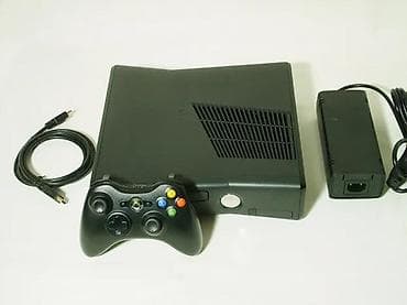 Xbox 360, korektno očuvana i potpuno ispravna (noviji model bez na lalafo.rs — 4 Xbox 360, korektno očuvana i potpuno ispravna (noviji model bez — 4