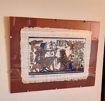 Egipatski papirus – slika u ramu - Motiv: stilizovana scena iz na lalafo.rs — 1 Egipatski papirus – slika u ramu - Motiv: stilizovana scena iz — 1