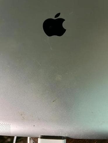 prsluk jaknica mango u: Apple iPad (bela/ crna maska) sa 30‑pin konektorom za punjenje. - at lalafo.rs — 6 prsluk jaknica mango u: Apple iPad (bela/ crna maska) sa 30‑pin konektorom za punjenje. - — 6