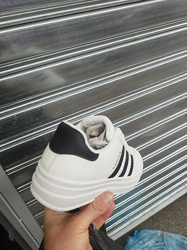 Adidas samba patike sa platformom NOVO Novo Brojevi 36 do 41 fb na lalafo.rs — 3 Adidas samba patike sa platformom NOVO Novo Brojevi 36 do 41 fb — 3