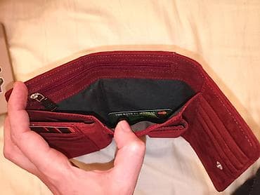 Manual crveni kožni ženski novčanik NOVO Novo, u kutiji, nekorišćeno na lalafo.rs — 5 Manual crveni kožni ženski novčanik NOVO Novo, u kutiji, nekorišćeno — 5