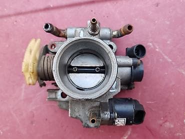 Klapna gasa Lada 21214 Niva 1.7i Lada 112 br.1. Polovno, ocuvano na lalafo.rs Klapna gasa Lada 21214 Niva 1.7i Lada 112 br.1. Polovno, ocuvano